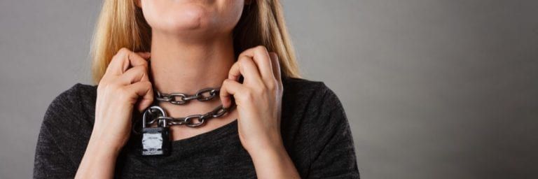Women with chain on neck